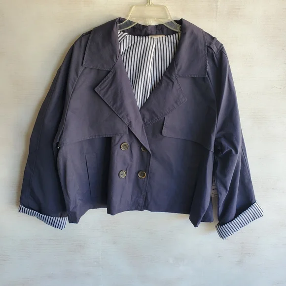 NWT Maison Jules Navy Cropped Trench Coat - Picture 3 of 5